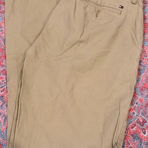 Tommy Hilfiger Men's Khaki Chinos